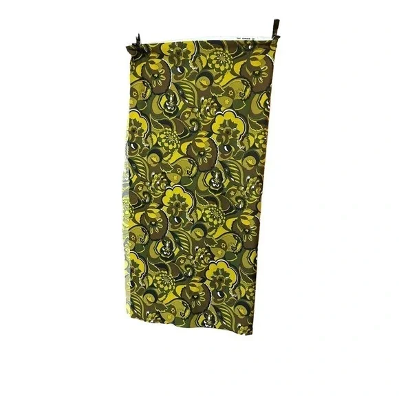 Vintage Blends Inc green and brown floral polyester fabric - Picture 2 of 8